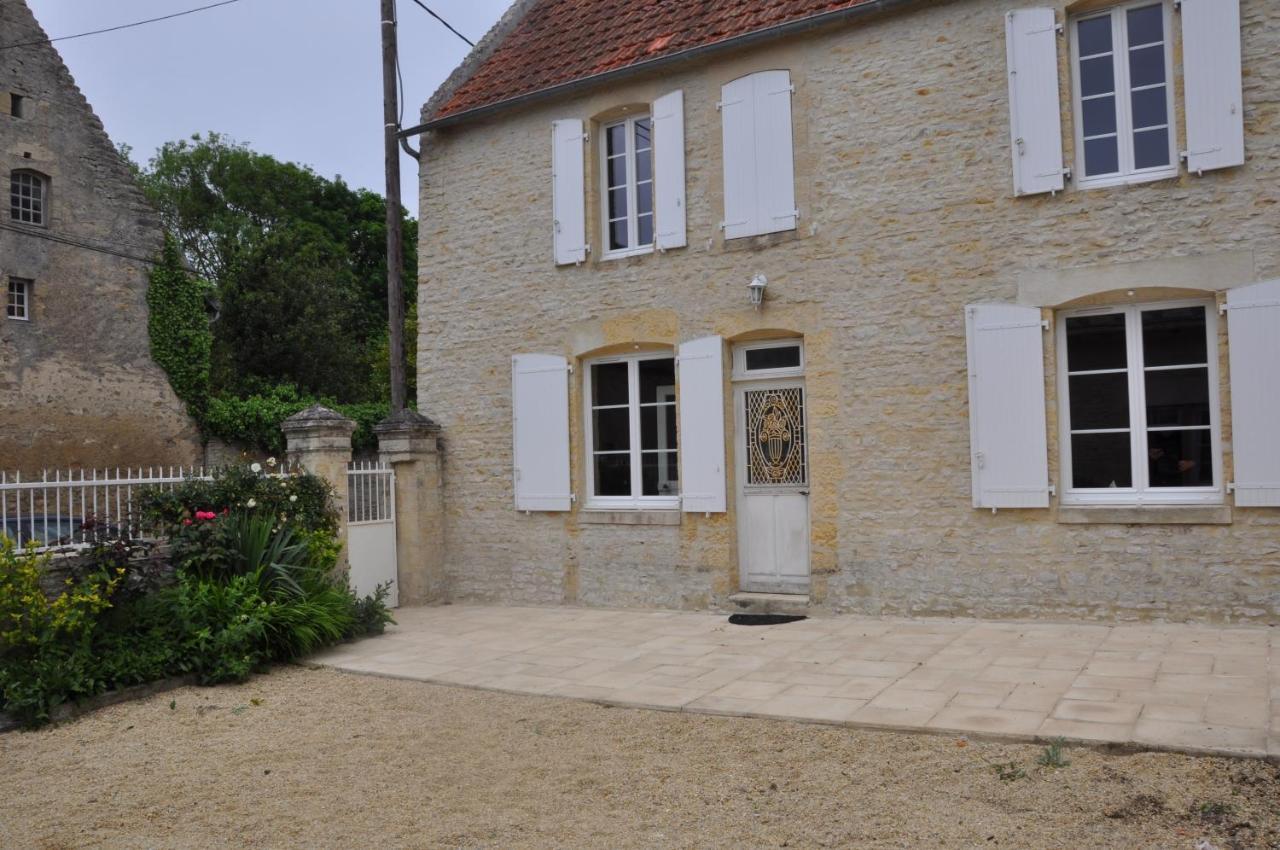 Le Petit Clos Du Bessin Longues-sur-Mer Exterior foto